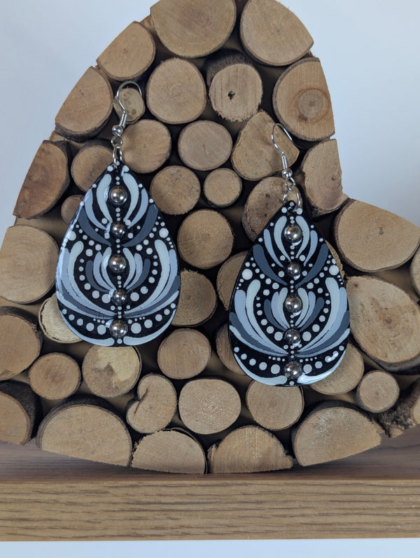 Orecchini mandala grey