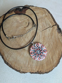 Collana mandala pesca