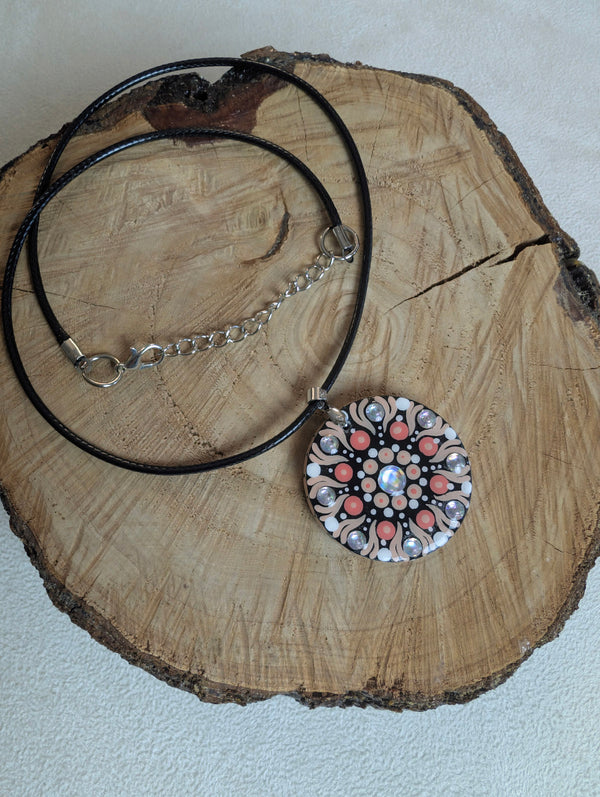 Collana mandala pesca