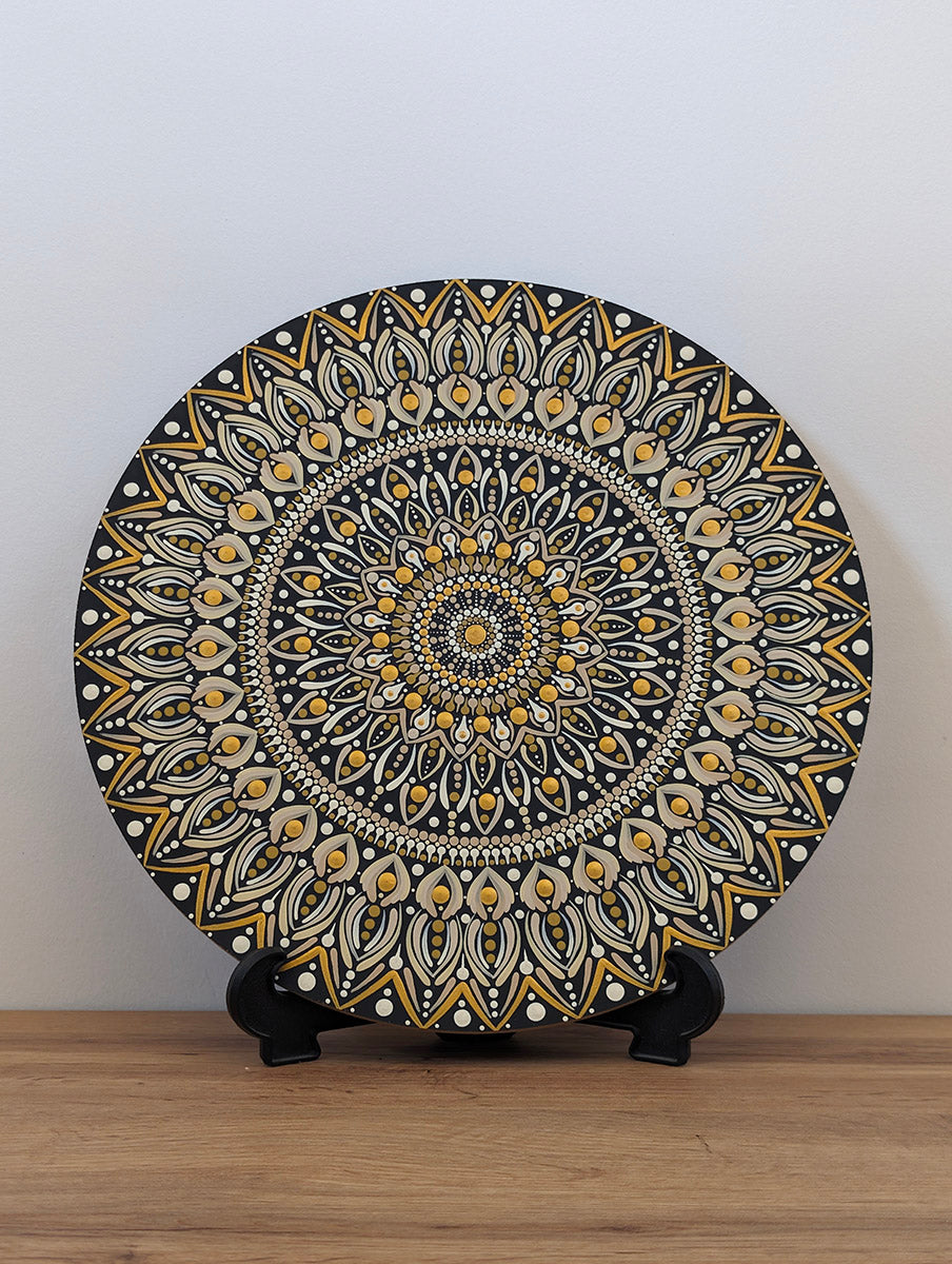 TRADITIONAL SYMMETRY